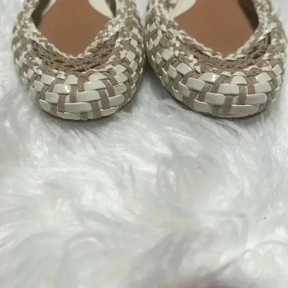 Sergio Rossi Cream/Tan Patent Woven Sling-backs made in Italy - Picture 6 of 10